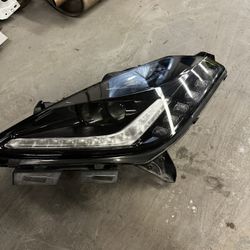 2014-2019 C7 Corvette drivers side headlight
