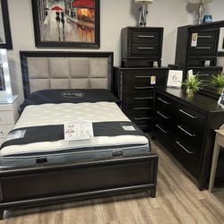 4-piece Queen Bedroom Set On Special!