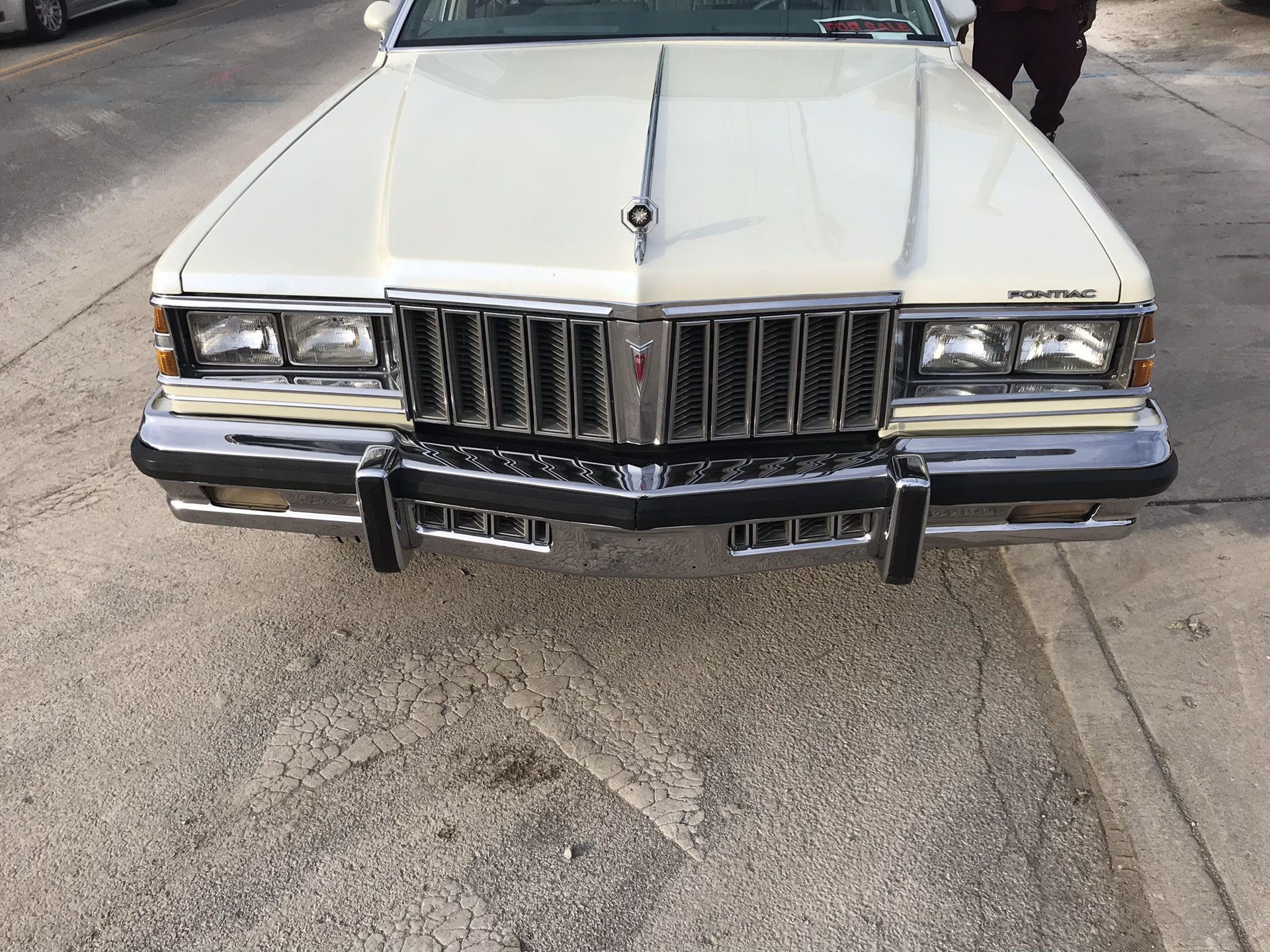 1979 Pontiac Bonneville all original other than paint and wheels