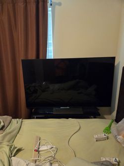 60 inch tv w/ stand