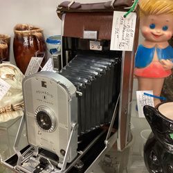 Vintage Polaroid camera Model 95–1950