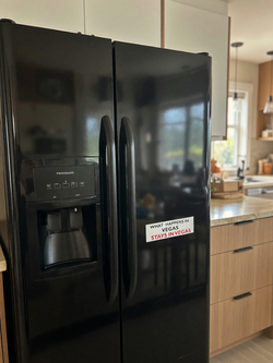 Frigidaire LFUS2613LE3 in good condition