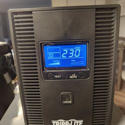 TRIPP-LITE  SMX1500LCDT