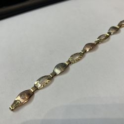 14k Gold Lucky Bracelet #107407-4 MJ