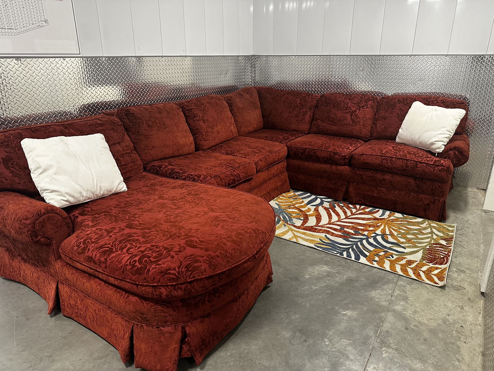 3PC RED SECTIONAL COUCH W/ FREE DELIVERY 