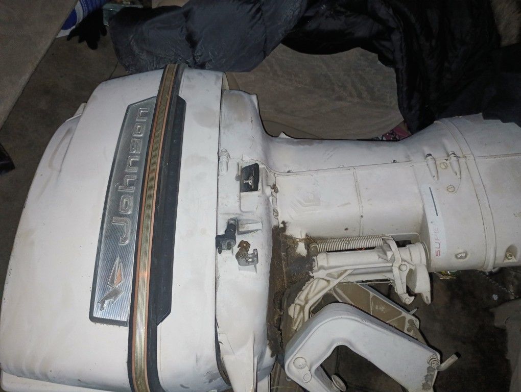Boat Motor Jhonson