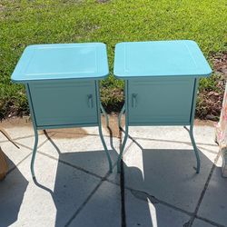 Nightstands in good condition
