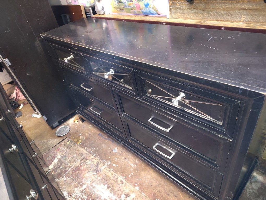7 Drawer Black Wooden Dresser