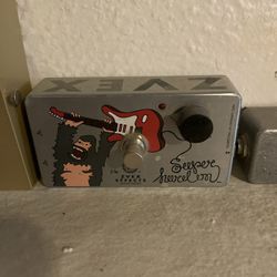 ZVEX Super Hard On (Overdrive - it's super hard... on your amp)