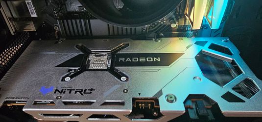 Gaming pc with new cpu, mobo and 6600xt gpu