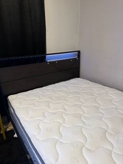 queen bed