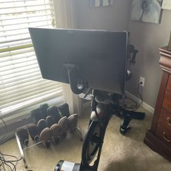 2020 Peloton Excellent Condition 