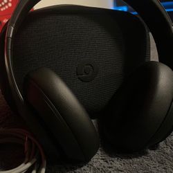 Beats Studio Pro Bluetooth Wireless 