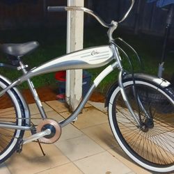 $225 !!! Columbia "Superb 5" 26" bicycle,  a retro-style beach cruiser bike.