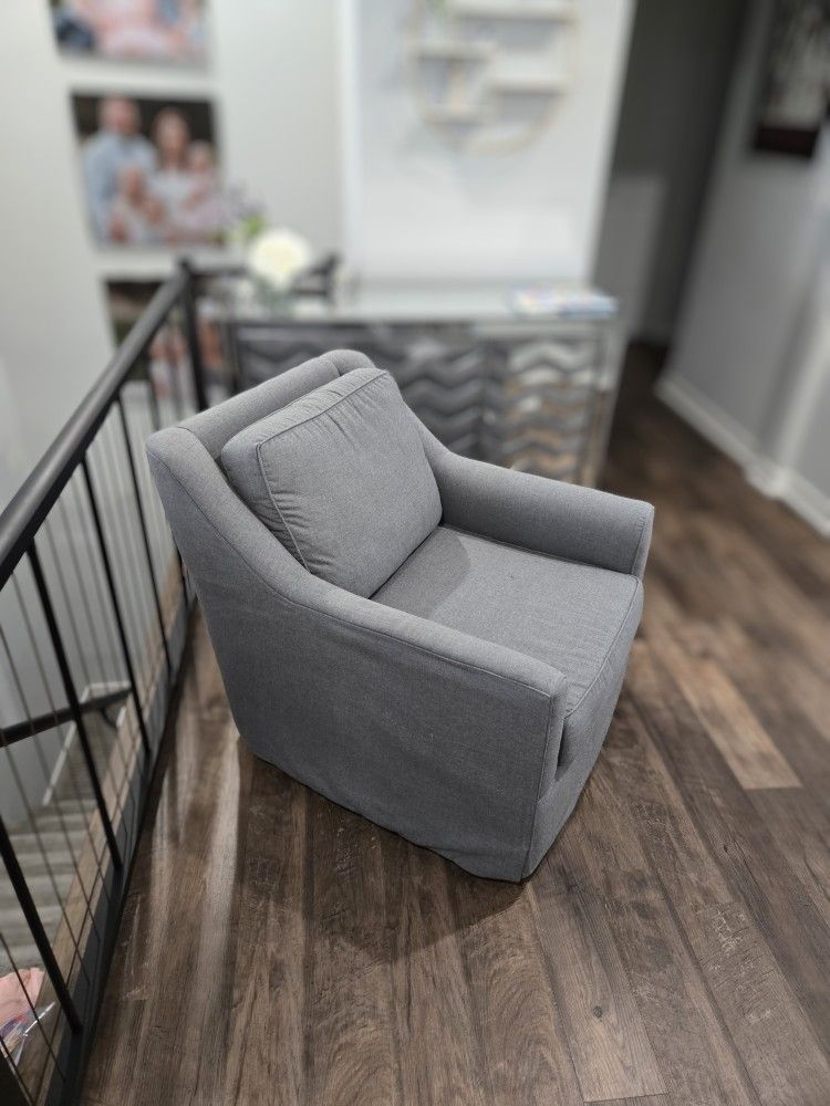 Swivel Glidder Chair