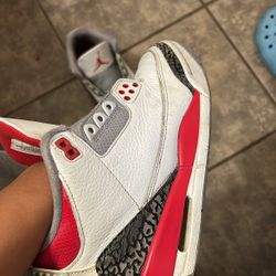 Jordan 3 Fire Red