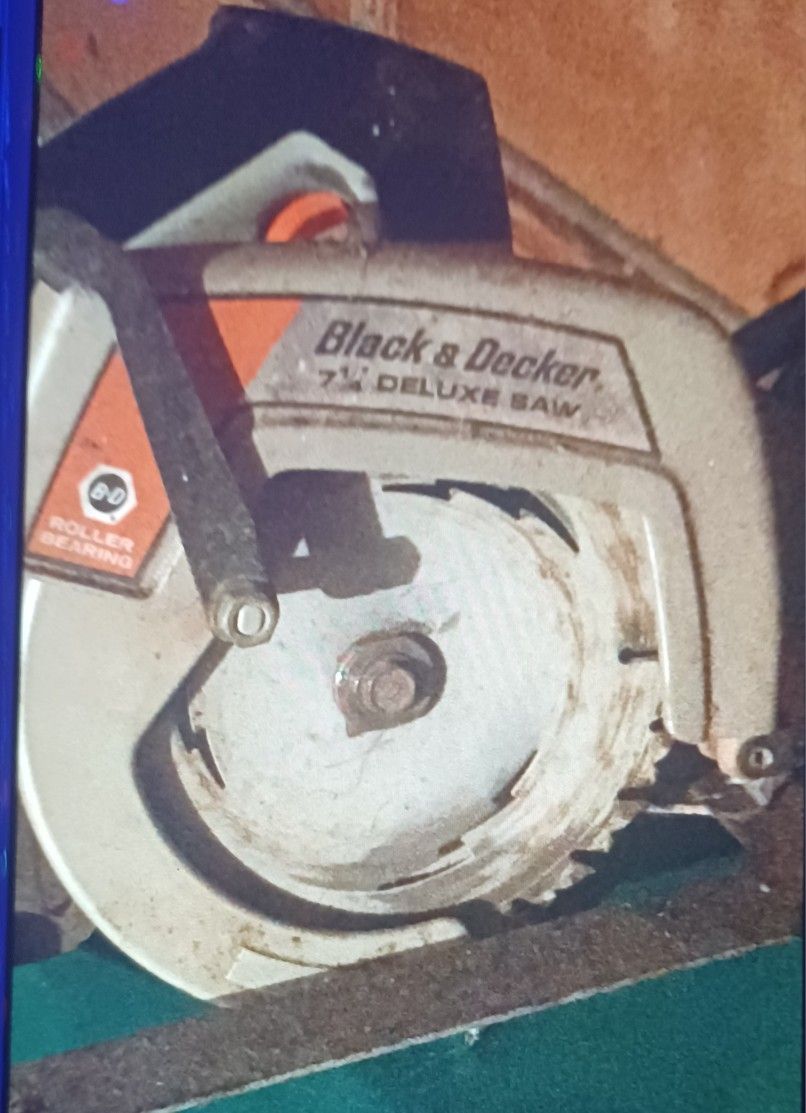 Black Decker 7 1/4 Saw