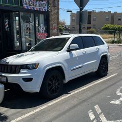 2018 JeepGrand Cherokee 