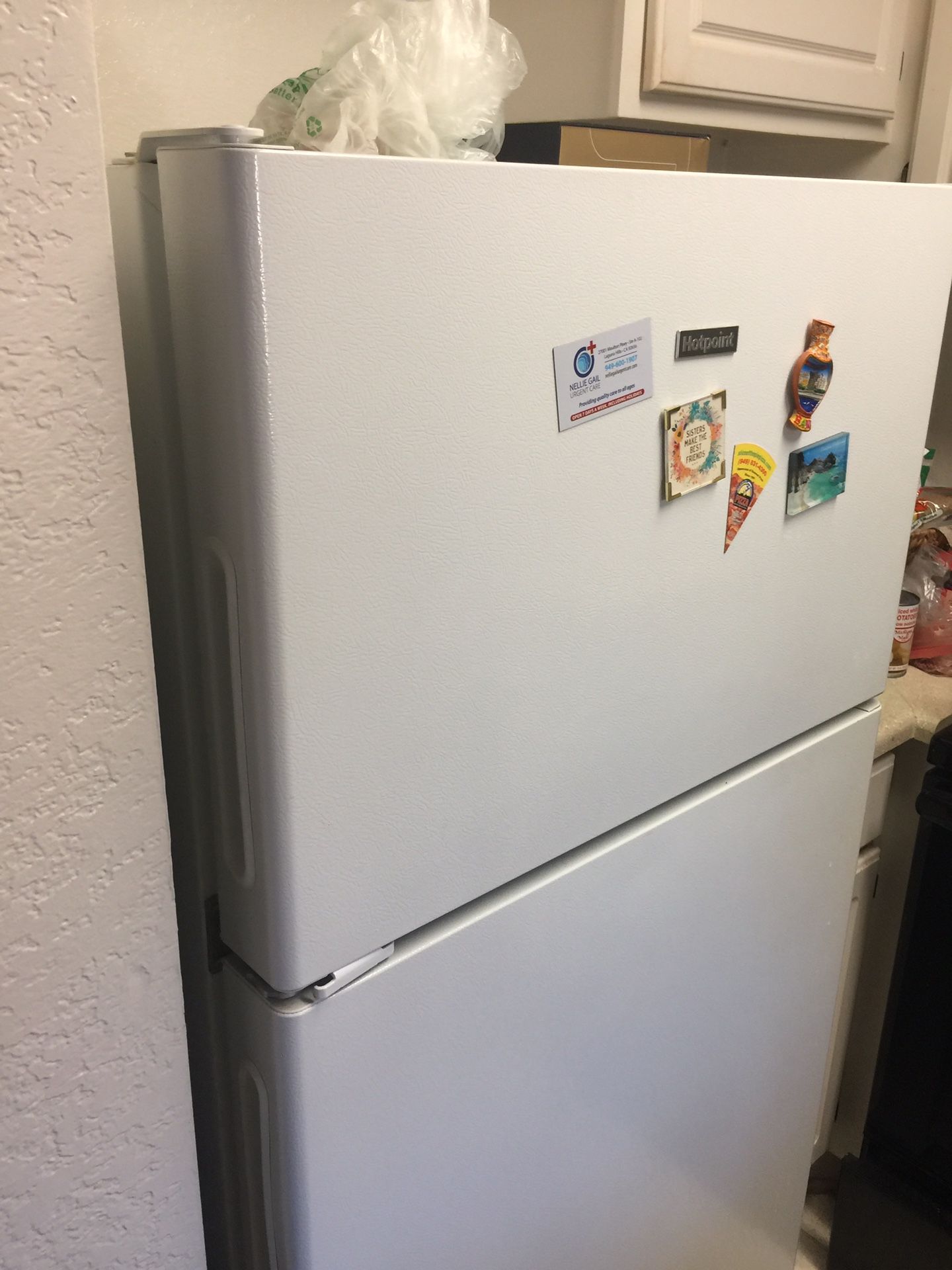 Refrigerator 80$