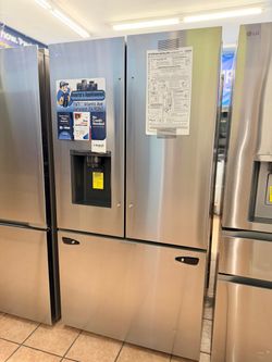 LG 26 cu. ft. Smart Counter-Depth MAX French Door Refrigerator with Dual Ice Makers
