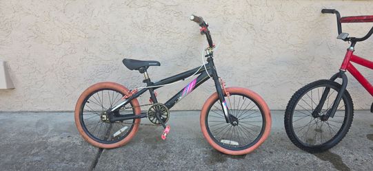 Girls bike