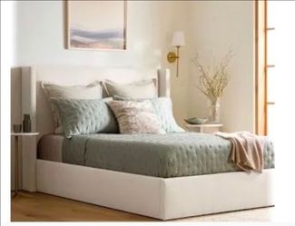 KING SIZE PLATFORM BED NEW IN BOX, NO MATTRESS INCLUIDED