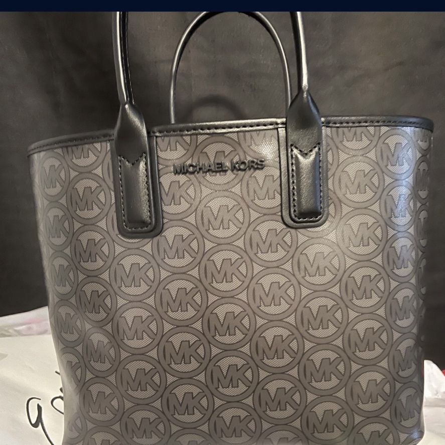 Michael Kors Hamilton satchel handbag for Sale in Rowland Heights, CA -  OfferUp