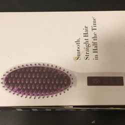 InStyler's STRAIGHT UP Ceramic Straightening Brush