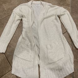 NEW Hippie Rose Size Medium White Cardigan for only $10!