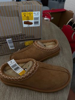 Unisex Shearling slippers