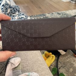 GUCCI- Sunglasses and case