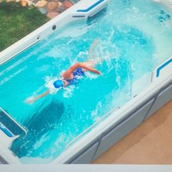 Endless pool Swim Spa