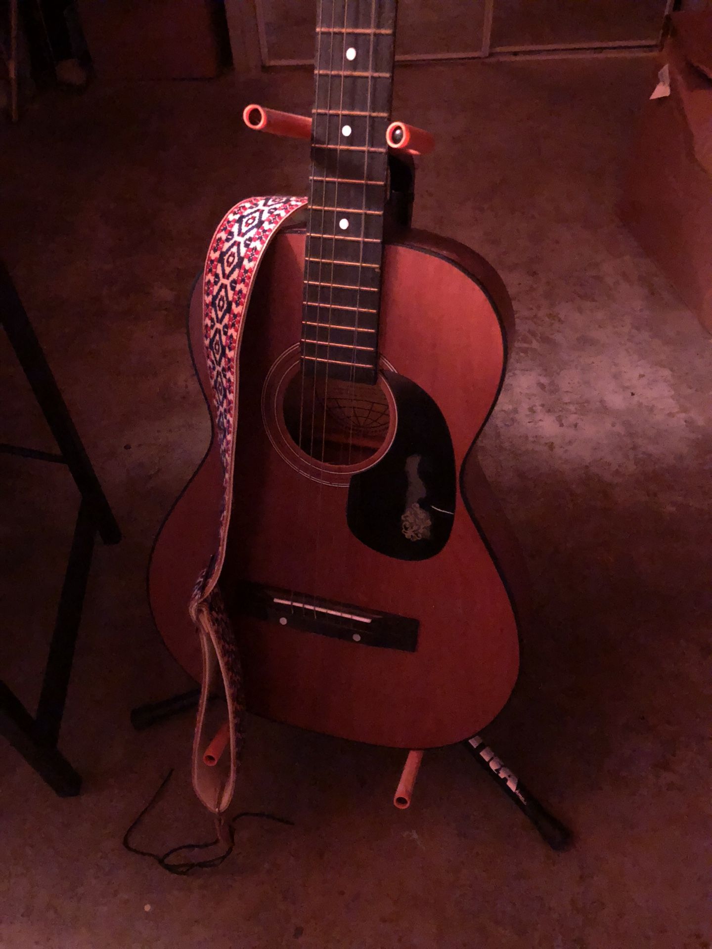 Global 400IM Vintage Guitar