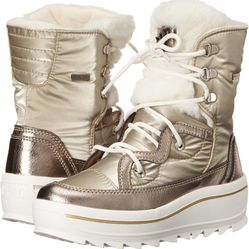 Pajarí Canada brand gold snow boots size 39/40