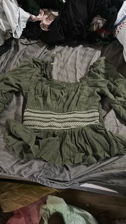 Green cute long sleeve