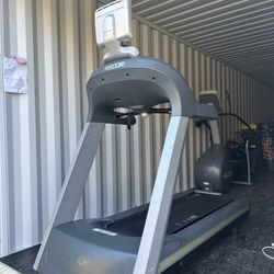 Precor Commercial Treadmill 