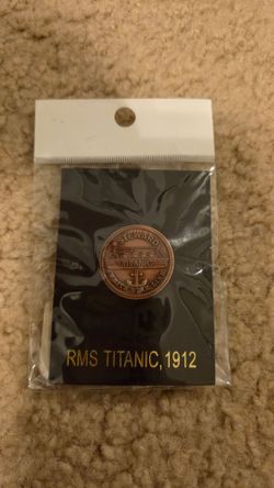 Brand New in Packaging White Star Line Titanic Souvenir Pin