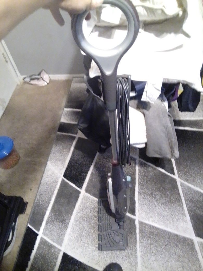 Steam Mop Pay 225 For It Brand New Works Just As Good As When I Bought It