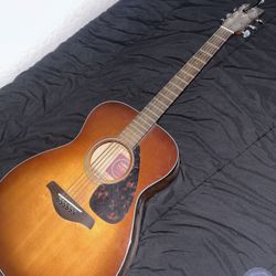 Yamaha FS700S Acoustic (used In Great Condition)