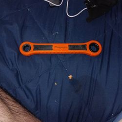 Snap On Non Conductive Racheting Wrench With 9/16- 3/4