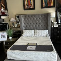 Queen Bedroom Set Bedframe Dresser Mirror Nightstands 