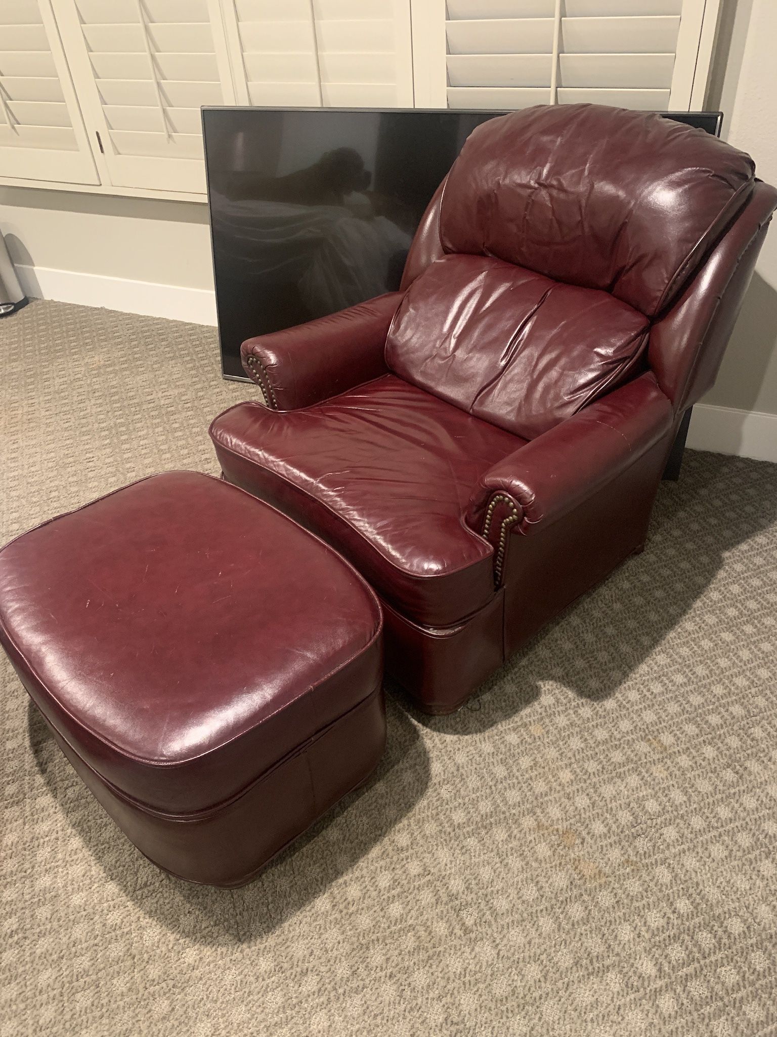 Executive Leather Chair With Ottoman
