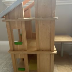 Swedish Doll House