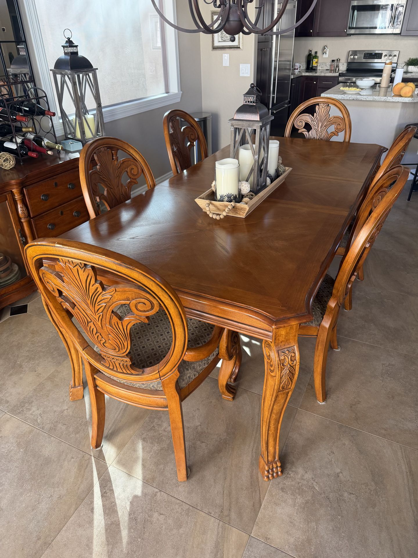 88x42 dinning table and 6 chairs