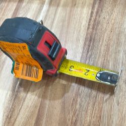 Milwaukee Measuring Tape 25’