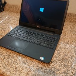 Dell 15 8gb, 250gb HDD, Pentium Laptop 