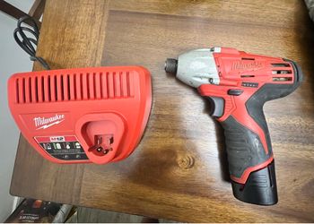 Milwaukee M12 Impact Driver