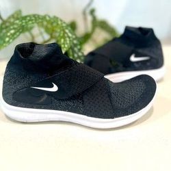 Nike W Free RN Motion Flyknit Running work out sneakers shoes Activewear Size 8