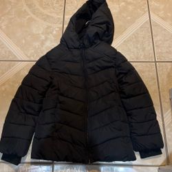 Black puffer jacket size 5-6