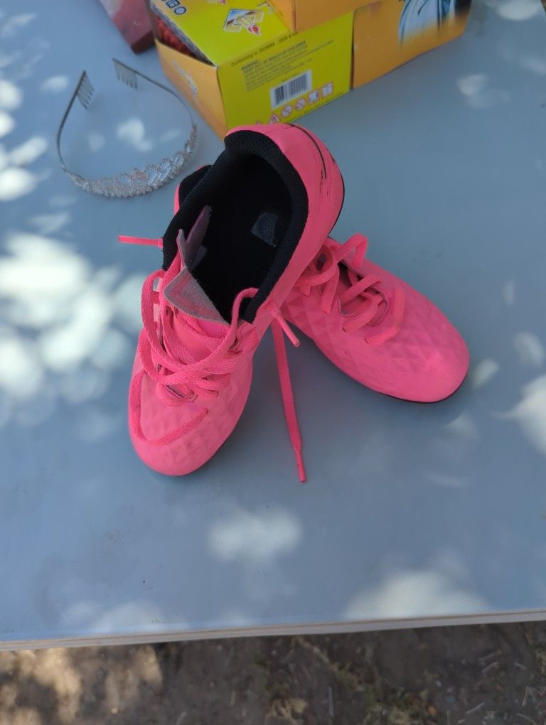 Nike Shoes Color Pink Size 1
